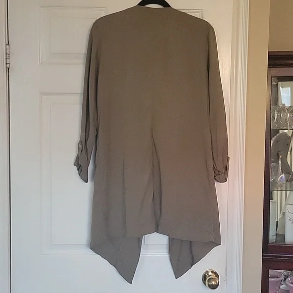 Green Jacket - Picture 3 of 3